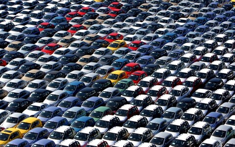 O automóvel se tornou status num país desigual como é o Brasil(Foto: site Autoblog) O automóvel se tornou status num país desigual como é o Brasil (Foto: site Autoblog)