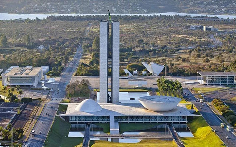 Falar dos “maiores escândalos sexuais de Brasília” é falar de nós mesmos (Foto: Wiki)