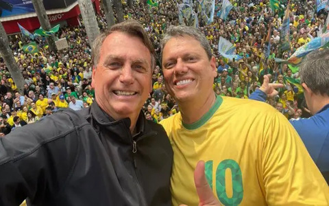 Ao abraçar a anistia, Tarcísio entrega sua própria contradição (Foto: Reprodução/Wiki)