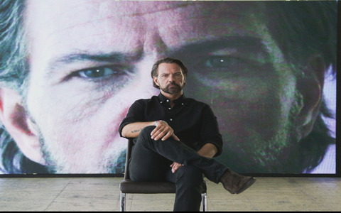 Kerviel era o oposto do estereótipo do banqueiro ambicioso e arrogante (Foto: France24)