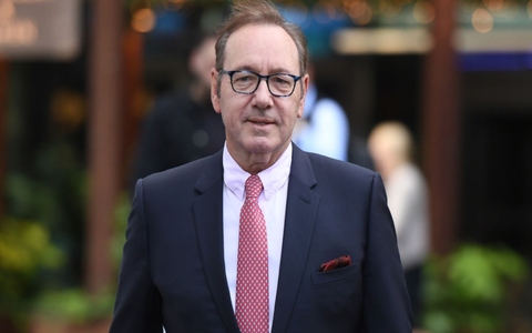 Spacey virou um protagonista involuntário de uma telenovela britânica (Foto: Variety)