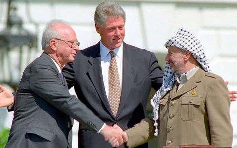 É tentador olhar para trás e romantizar Rabin como o “último grande pacificador” (Foto: Wikipédia)